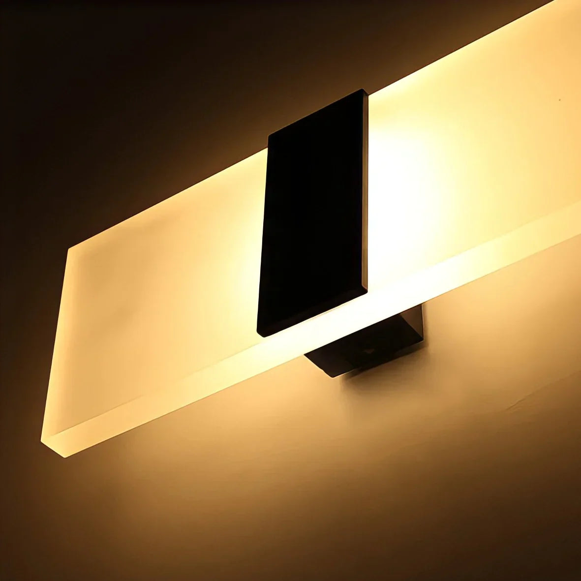 Vent Storm | Lampe de mouvement moderne – activation tactile – rechargeable USB