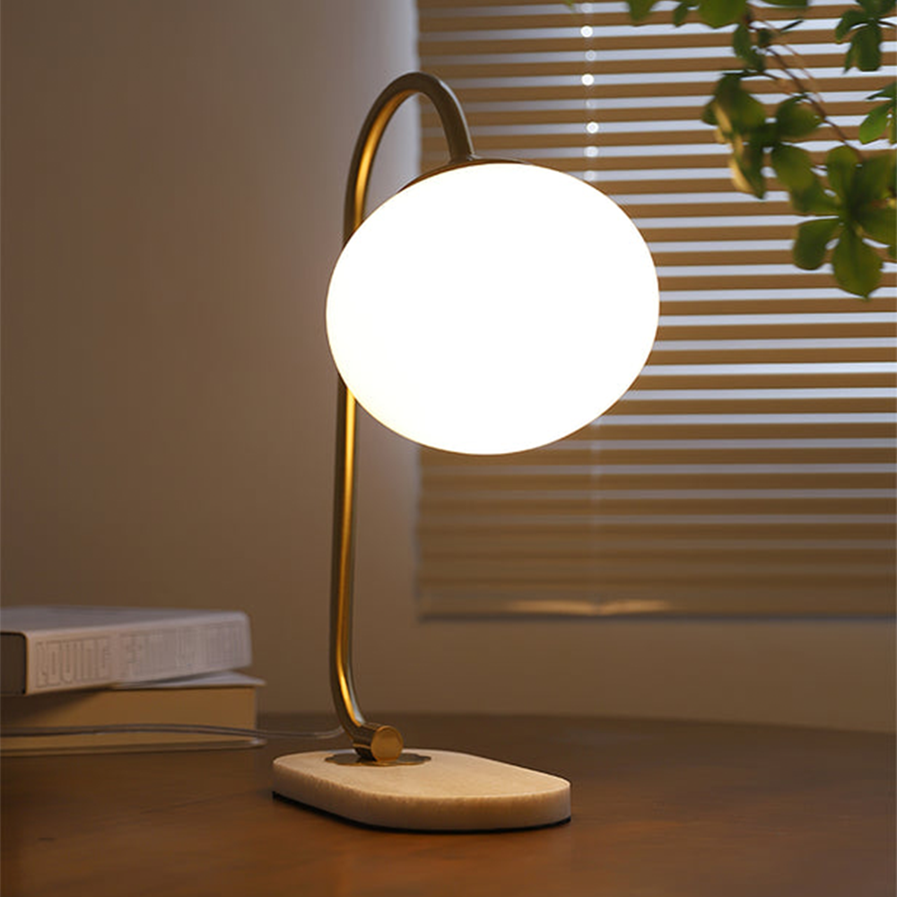 Venlme | Lampe de table moderne – métal et verre – élégance intemporelle
