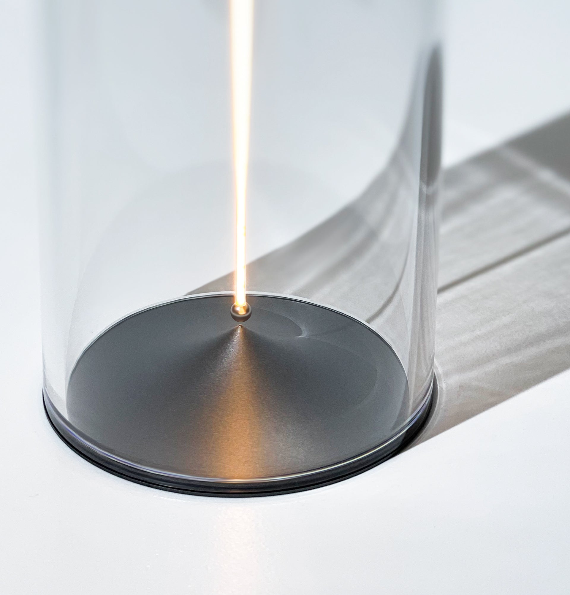 Chinge | Cylindre lumineux magnétique – ambiance élégante – design scandinave