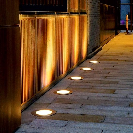 Varhem | Lampes de jardin solaires LED – étanches IP65 – ambiance automatique