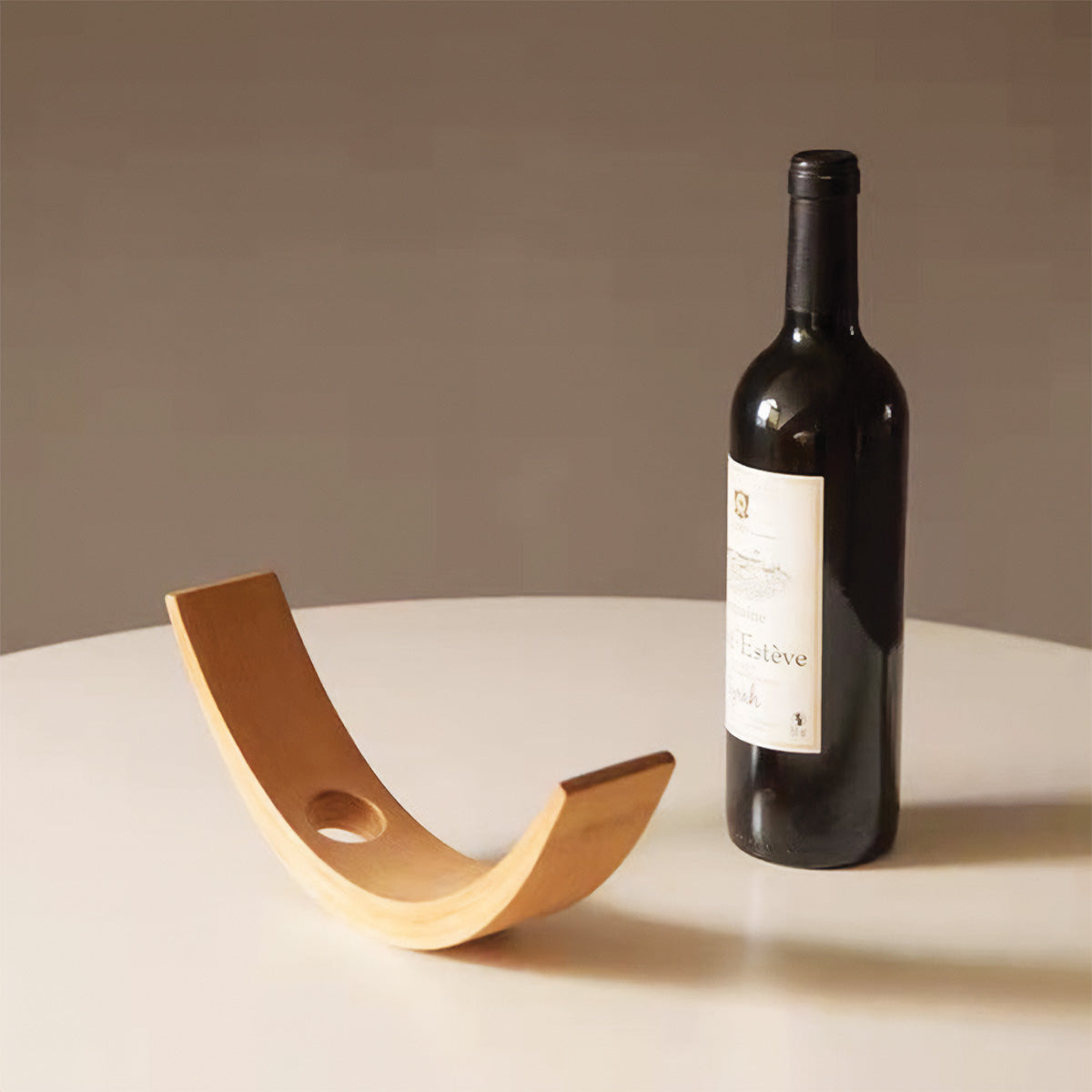 Matin Nord | Étagère à vin flottante – élégance naturelle