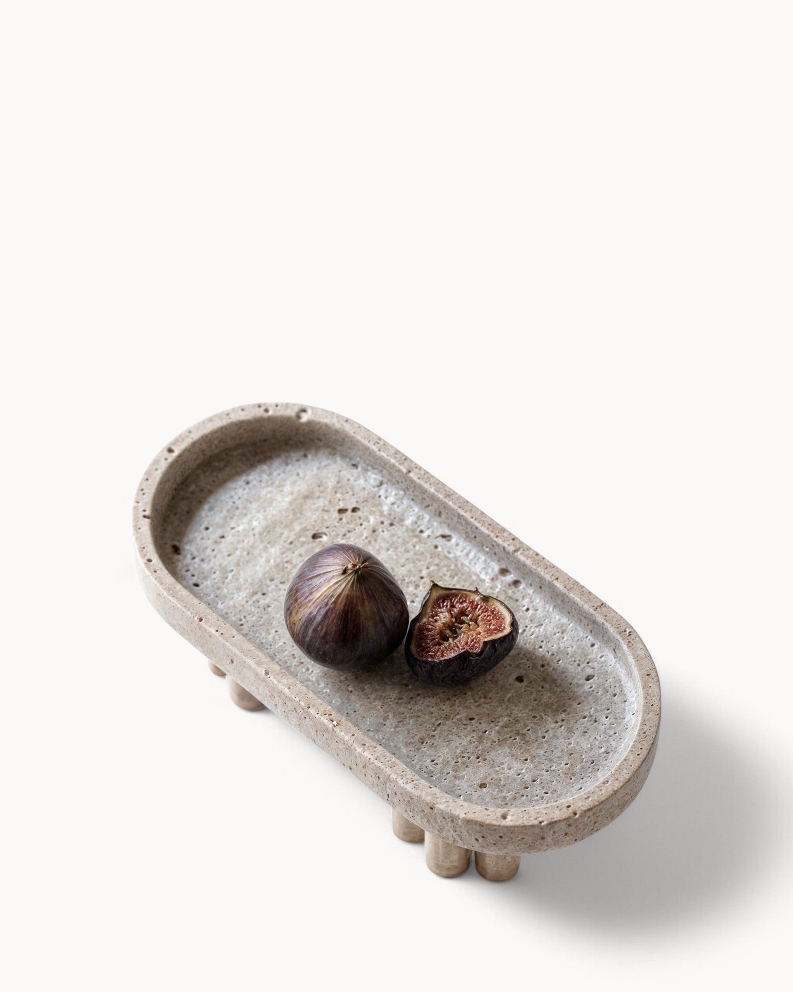 Éclat Blå | Saladiers Wabi-Sabi – Décoration en travertin jaune pour un salon élégant