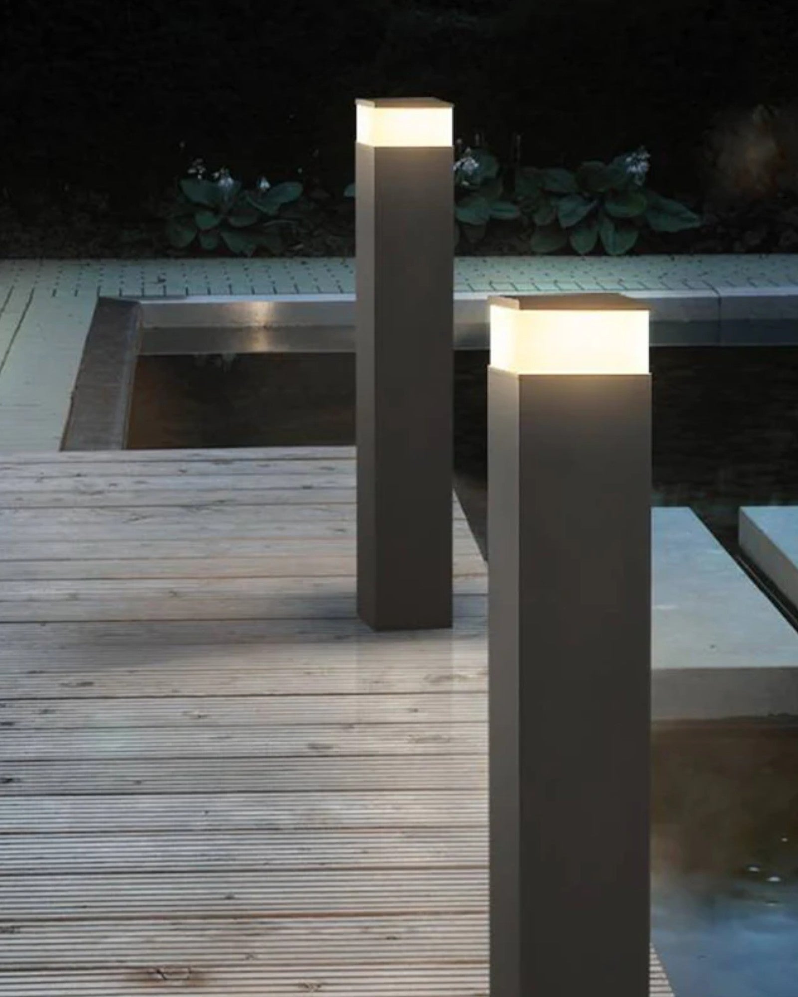 Lyshem | Lampe extérieure rectangulaire en métal – LED lumière chaude – solaire IP65 résistante aux intempéries