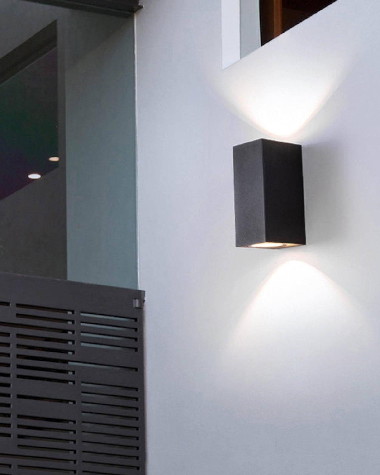 Clair Snö | Lampe LED de Hall et Jardin – Élégance en métal et verre