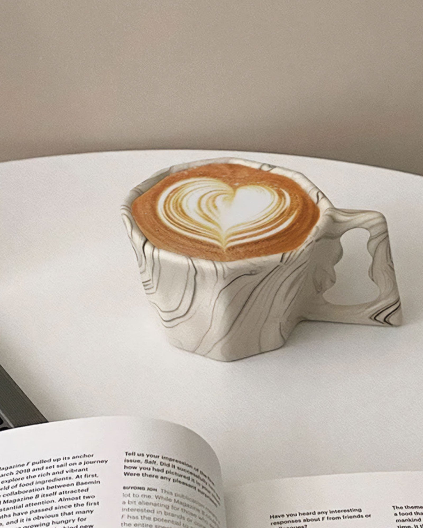 Vent Ljus | Mug octogonal – Design moderne – Brun et gris élégant
