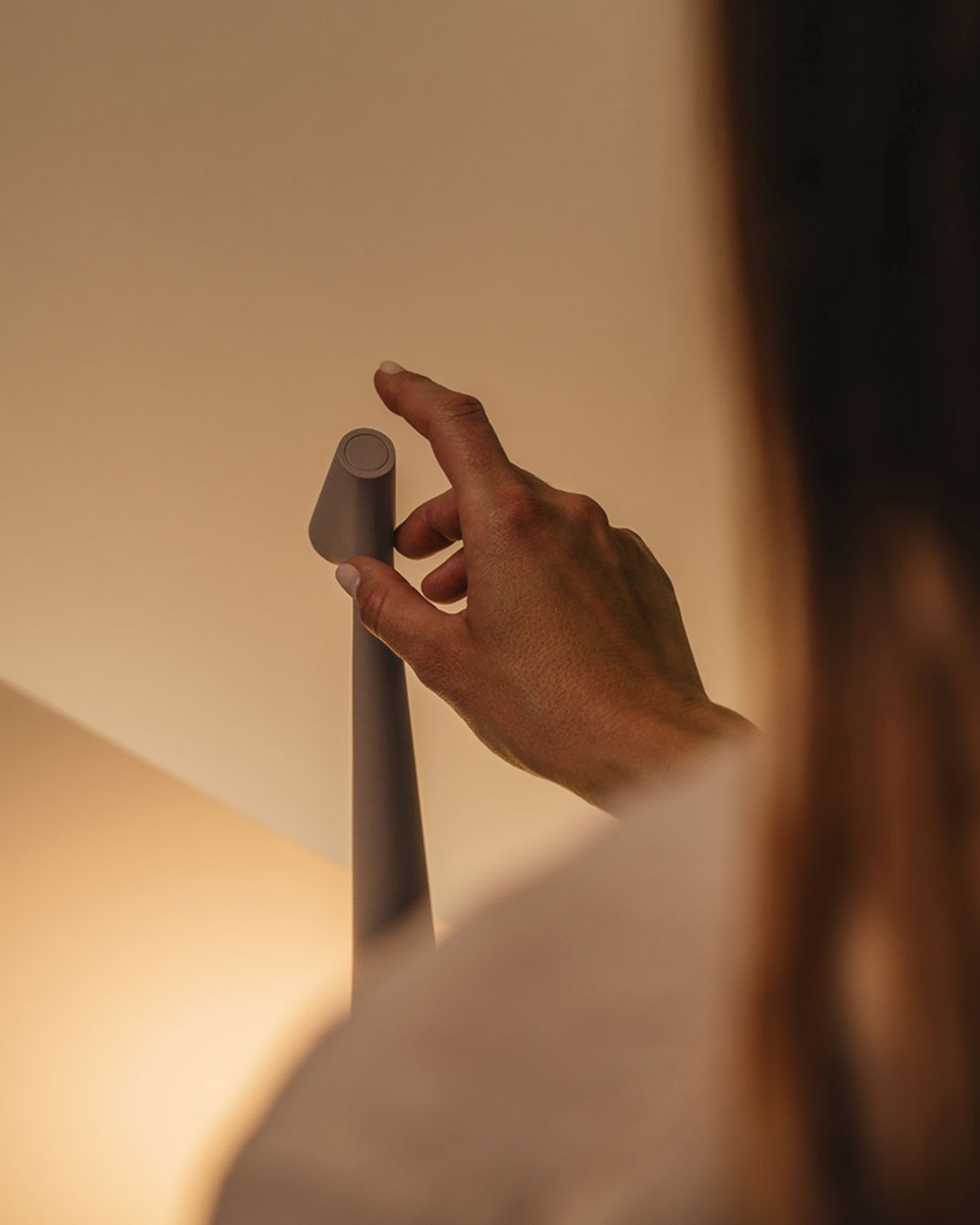 Chic Frisk | Lampe de table moderne – contrôle tactile – 3 niveaux de luminosité
