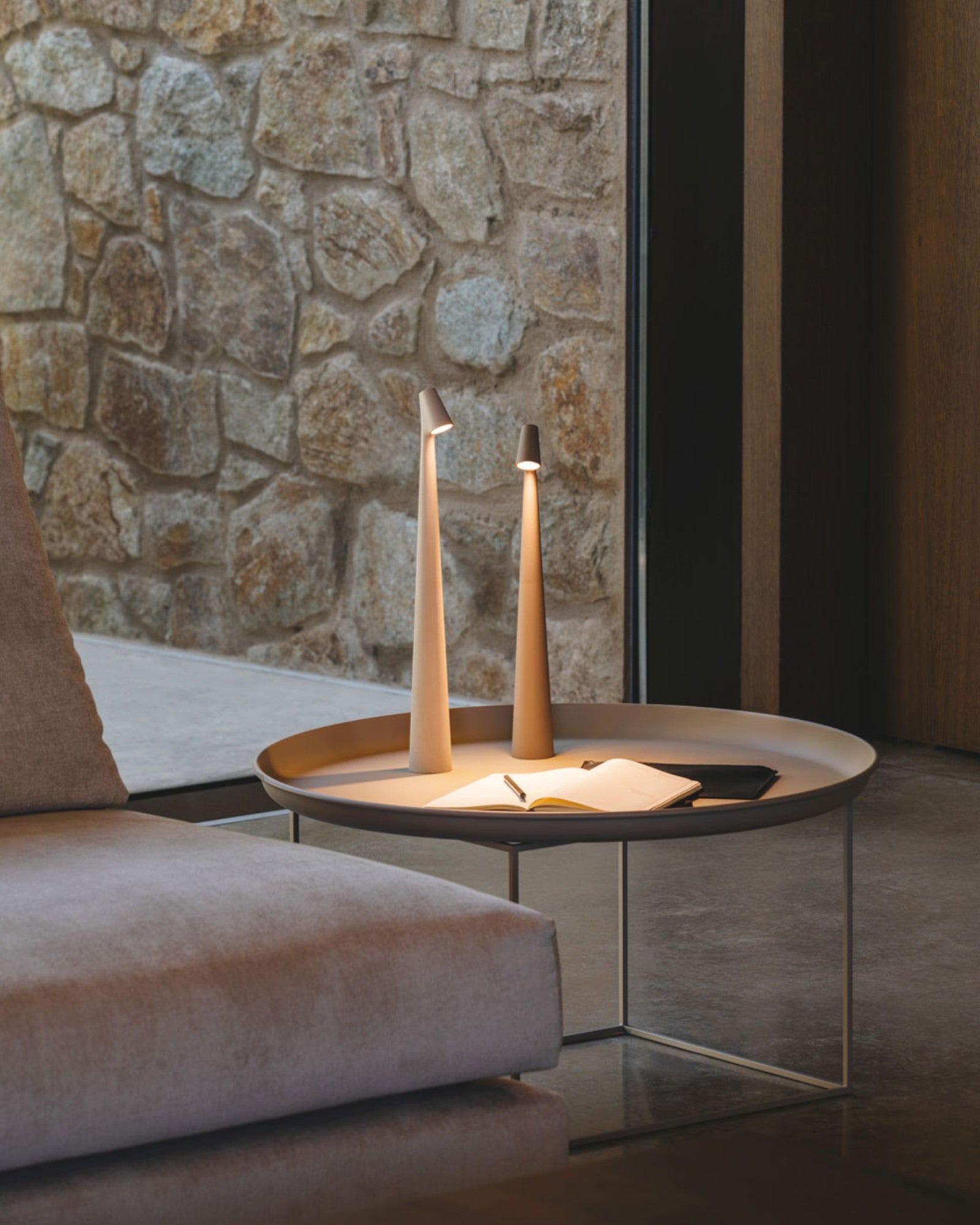 Chic Frisk | Lampe de table moderne – contrôle tactile – 3 niveaux de luminosité