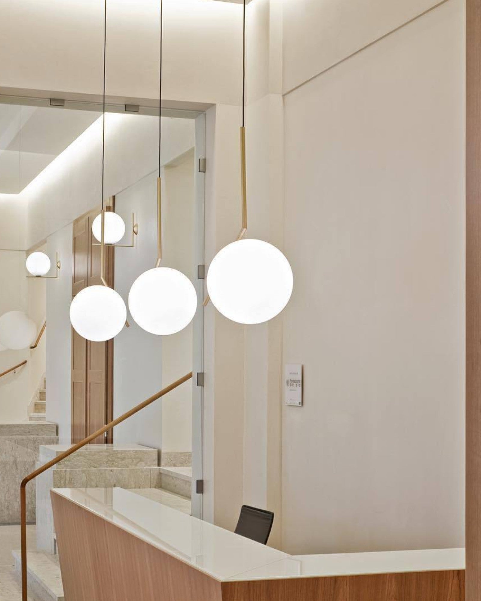 Lineil | Suspension Art-Déco en Laiton et Verre – Élégance intemporelle