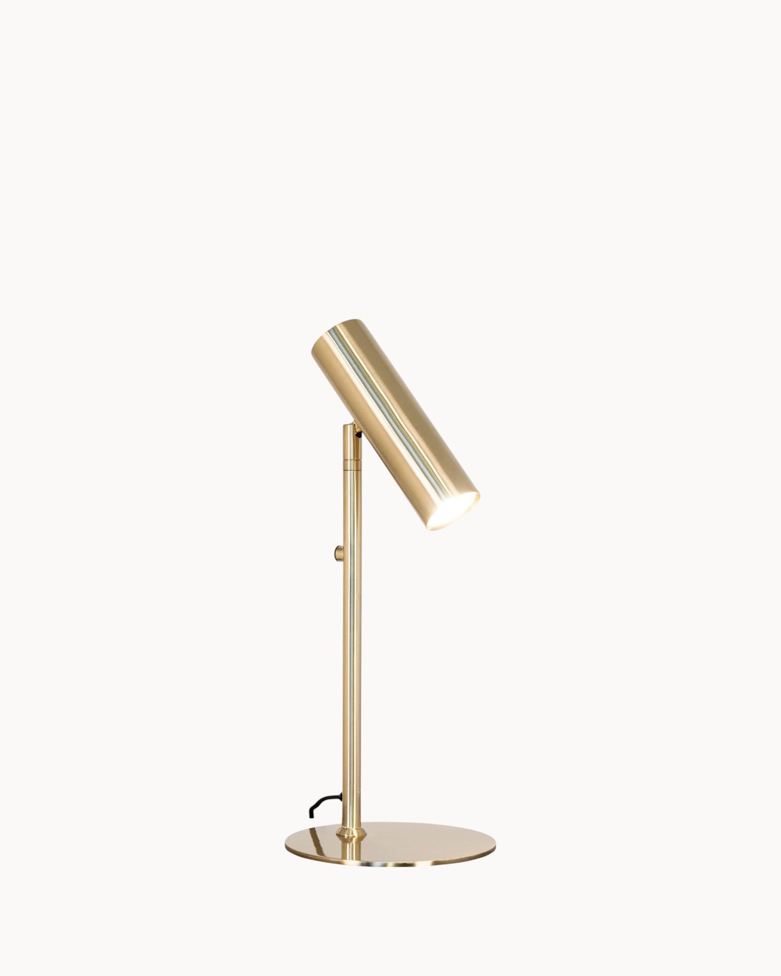 Caleur | Lampe de table – design élégant – finition laiton
