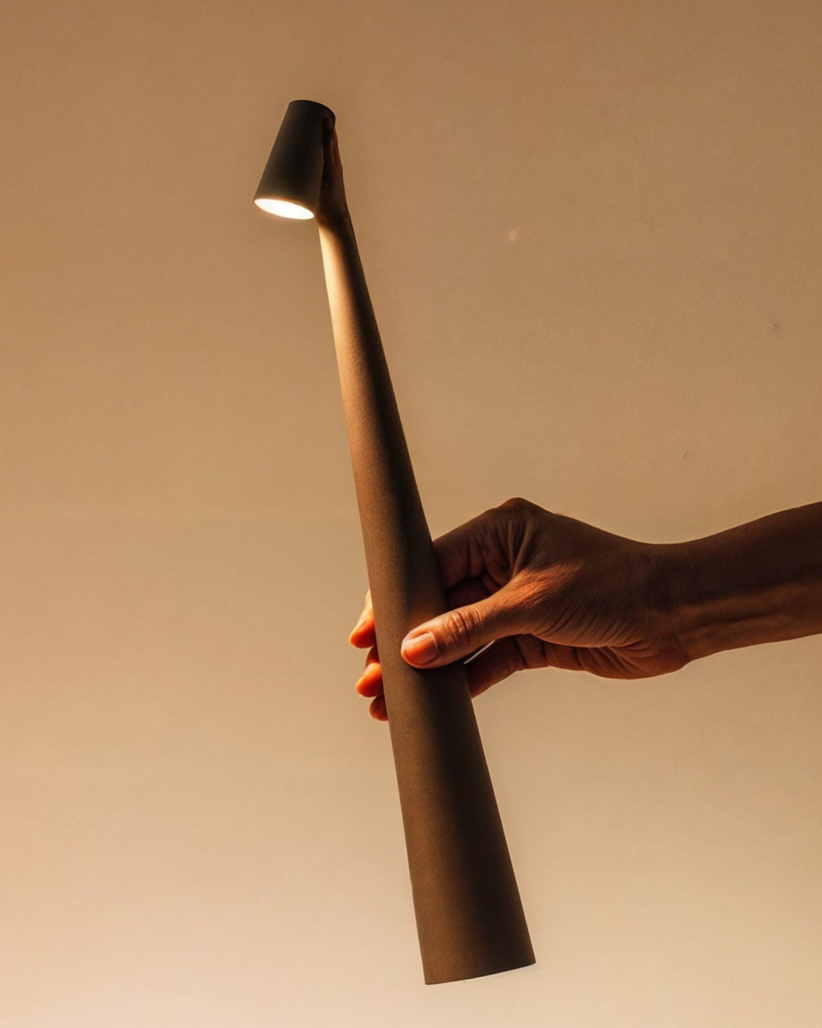 Chic Frisk | Lampe de table moderne – contrôle tactile – 3 niveaux de luminosité