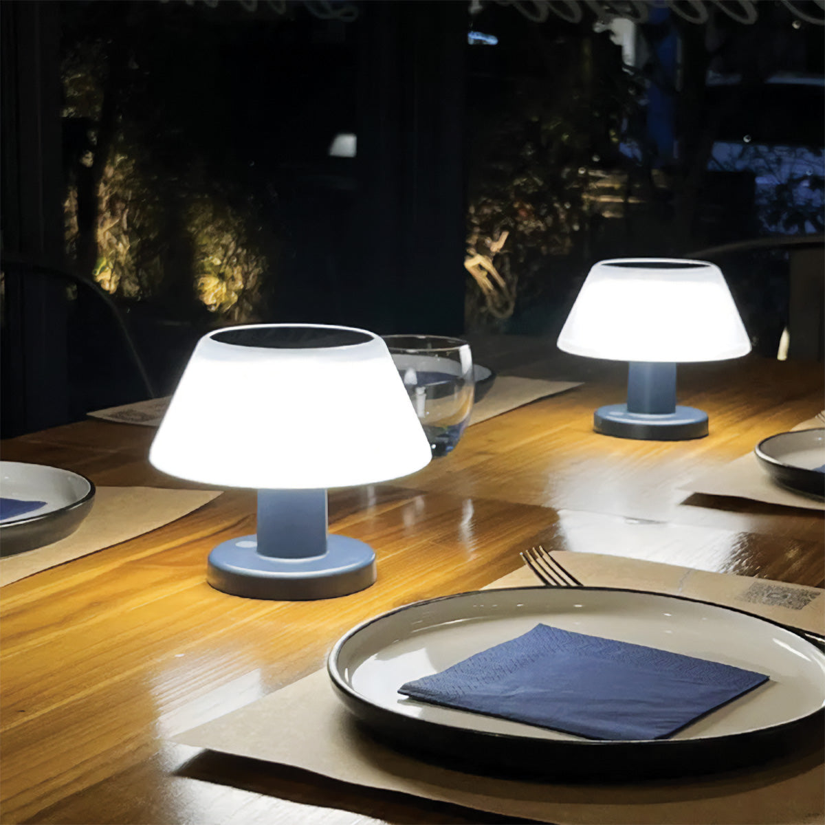 Nuit Blå | Lampe de table solaire – LED, étanche IP65, 4 niveaux de luminosité