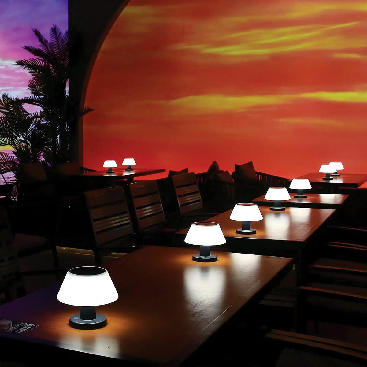 Nuit Blå | Lampe de table solaire – LED, étanche IP65, 4 niveaux de luminosité