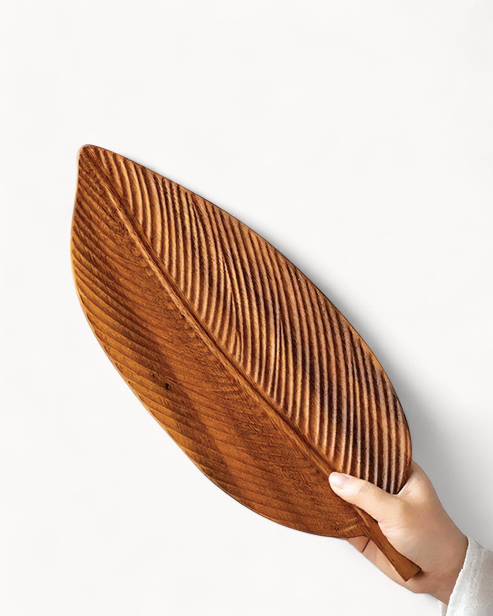 Beaumi | Plateau en bois sculpté – Élégance naturelle