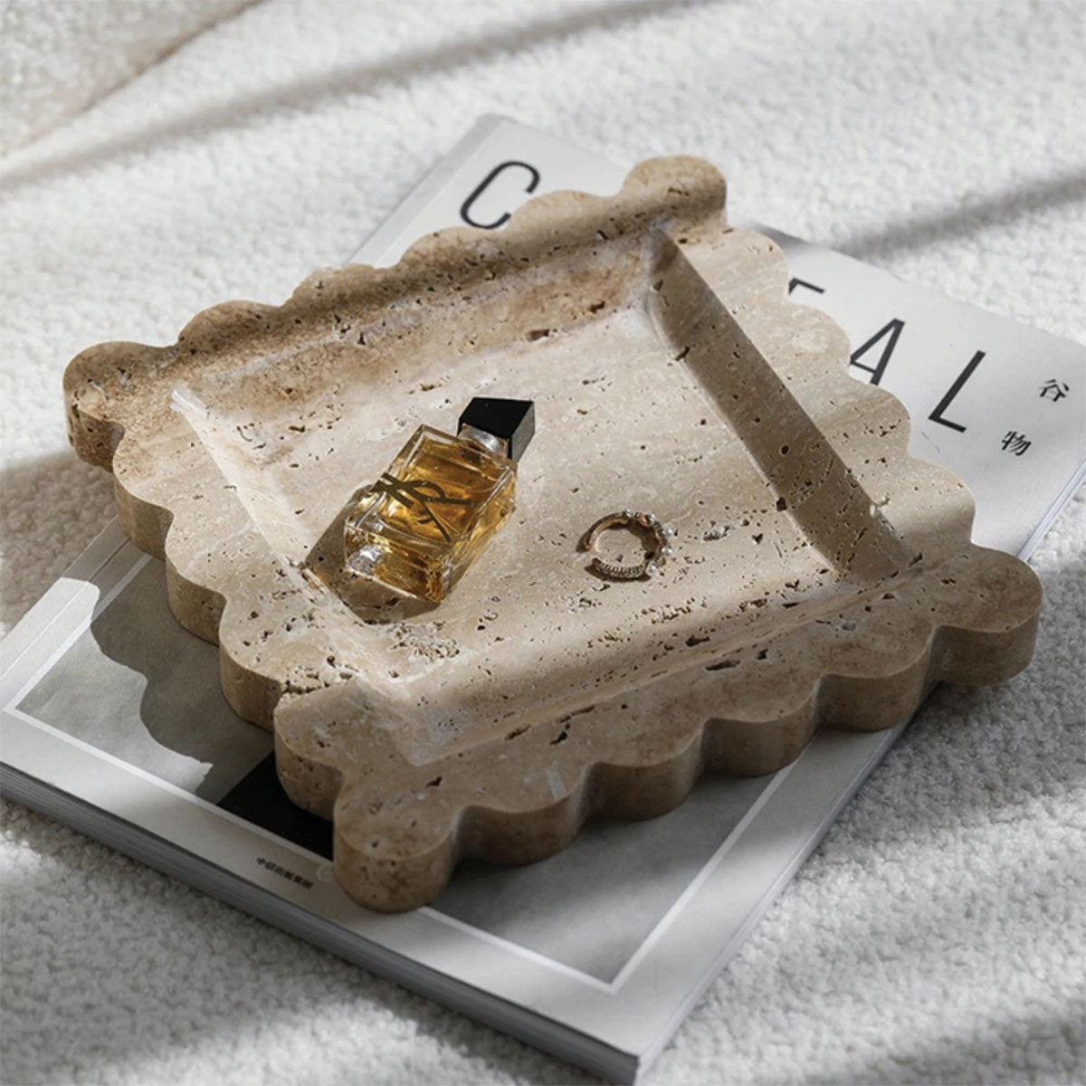 Calme Varme | Plateau en marbre – design ondulé – luxe intemporel