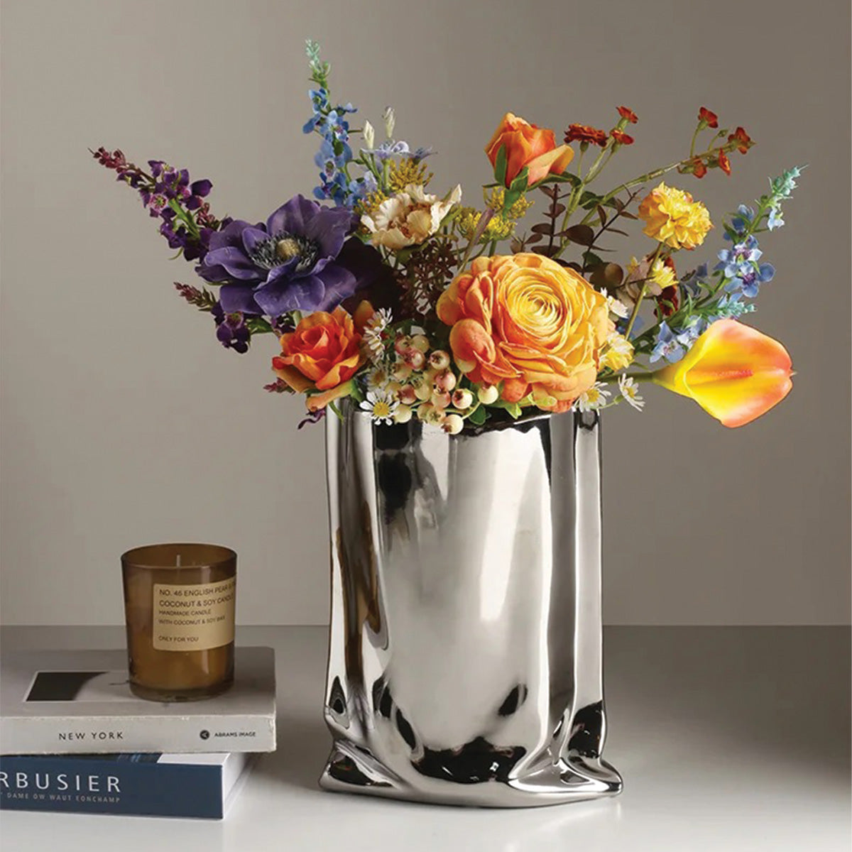 Lys Lind | Vase à fleurs plissé – Élégance moderne – Design raffiné