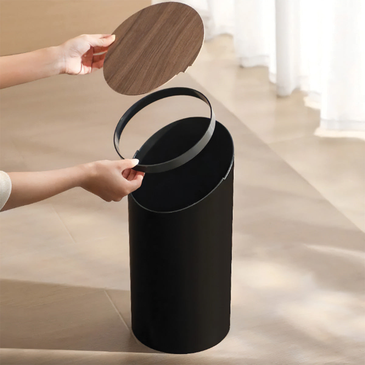 Hemhav | Poubelle en érable – design incliné – chic et pratique