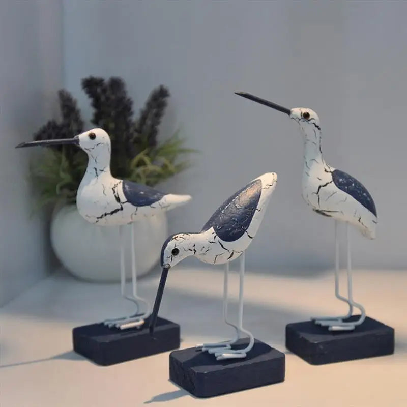 Figurines d'oiseaux marins méditerranéens
