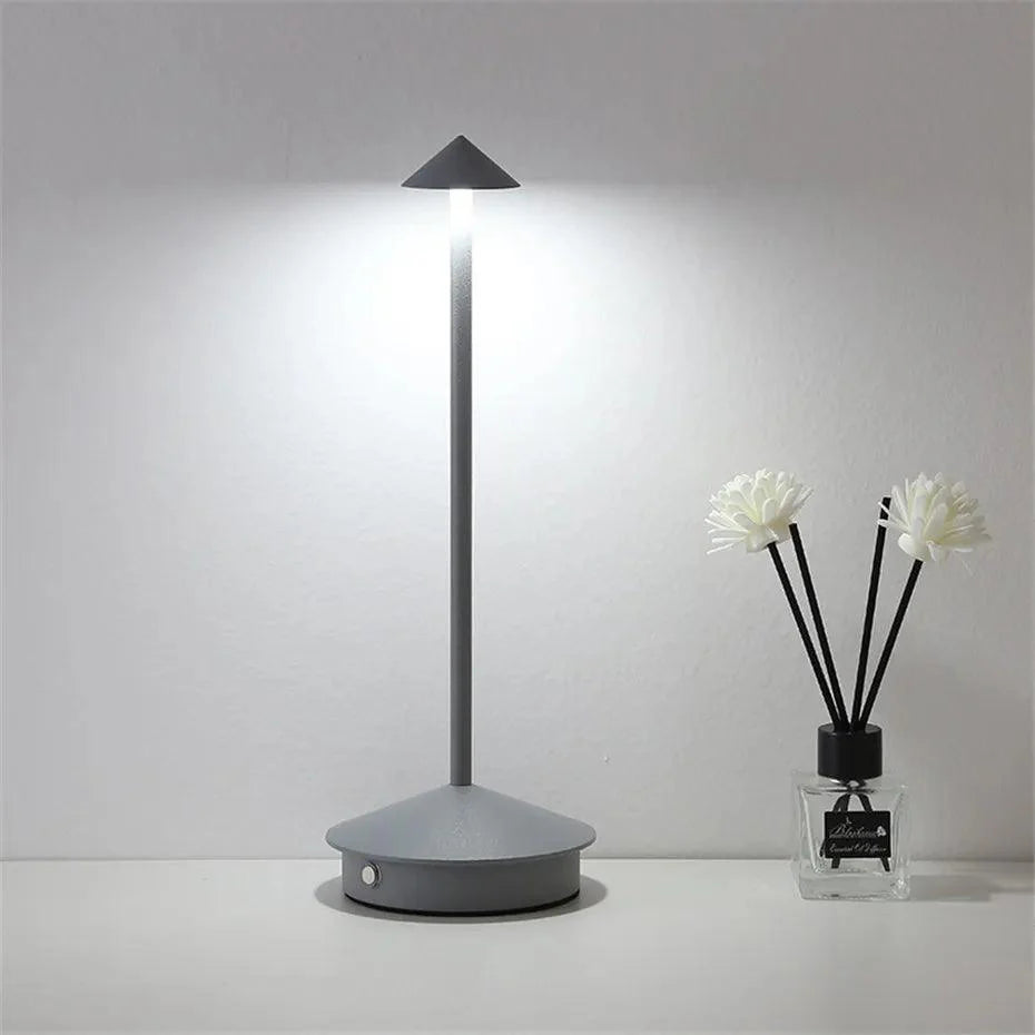 Clair Skon | Lampe de table sans fil – design épuré – rechargeable