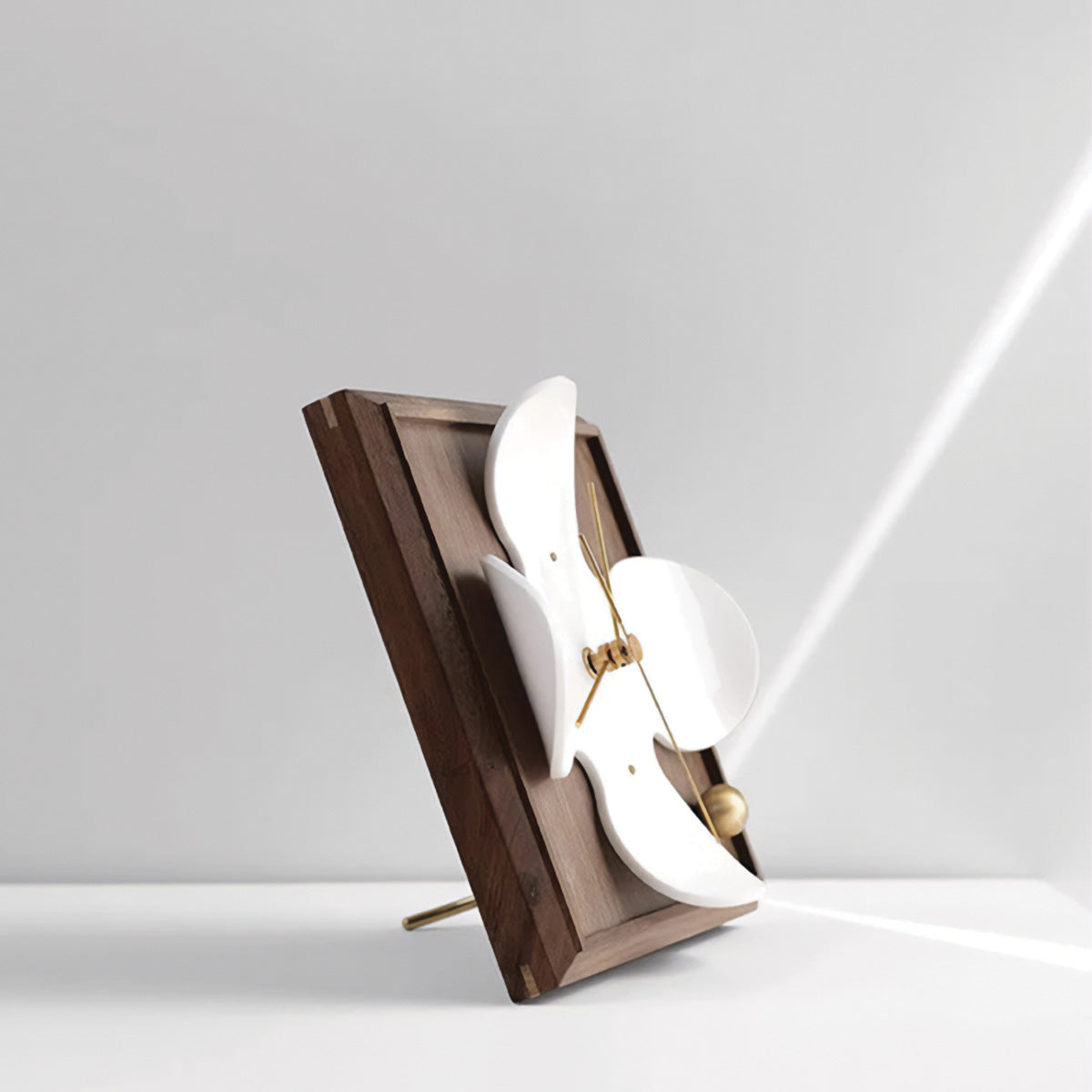 Fjoige | Horloge Murale – Élégance intemporelle – Design raffiné