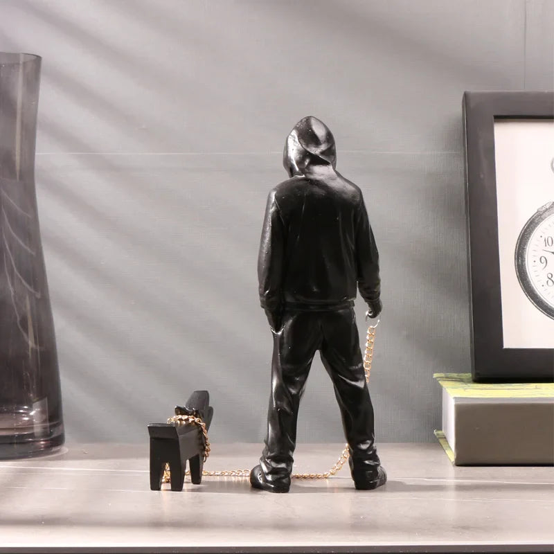 La Figurine Urbaine à Capuche
