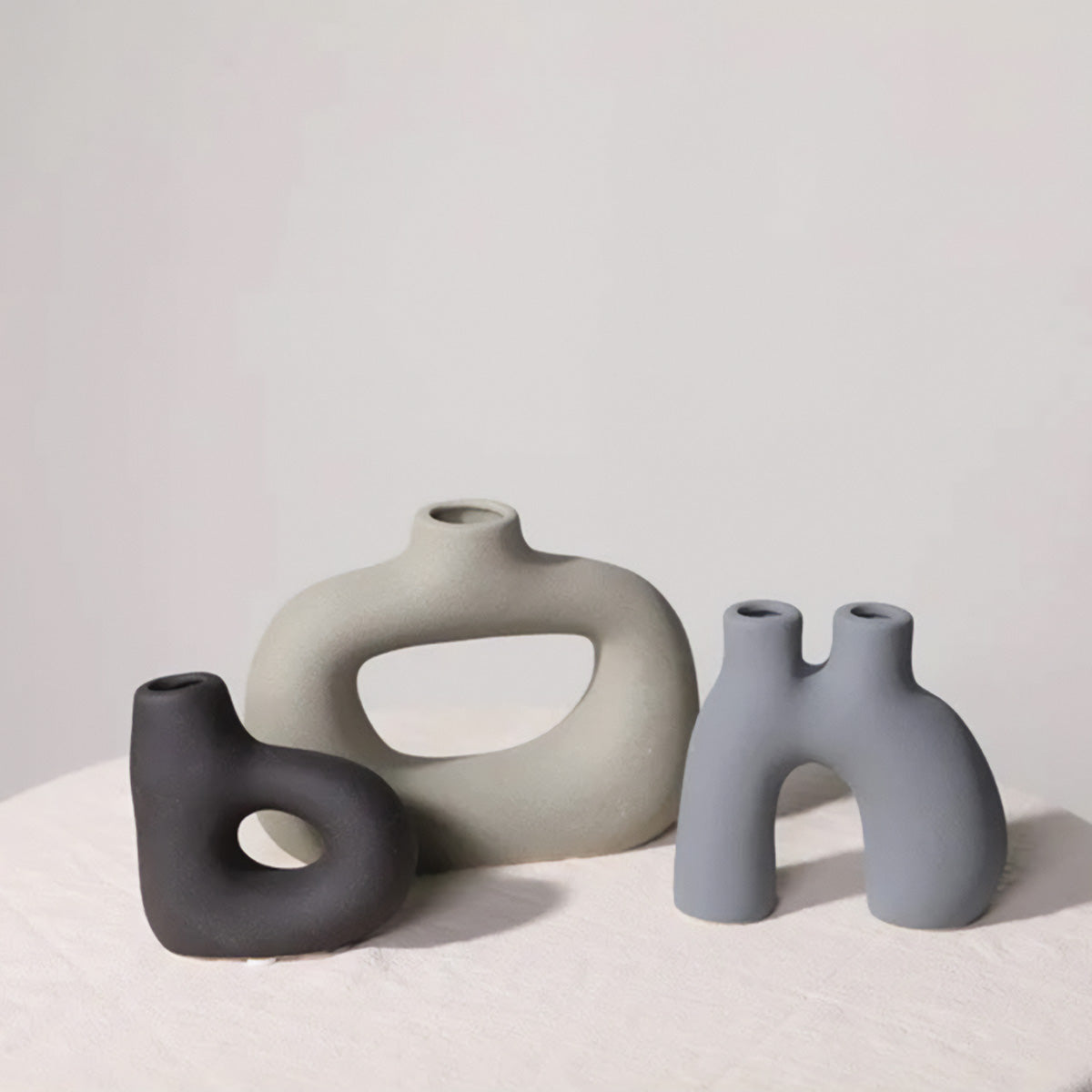 Fleur Ljus | Vase de Table en Céramique – Style Nouveau Classique – Élégance Givrée