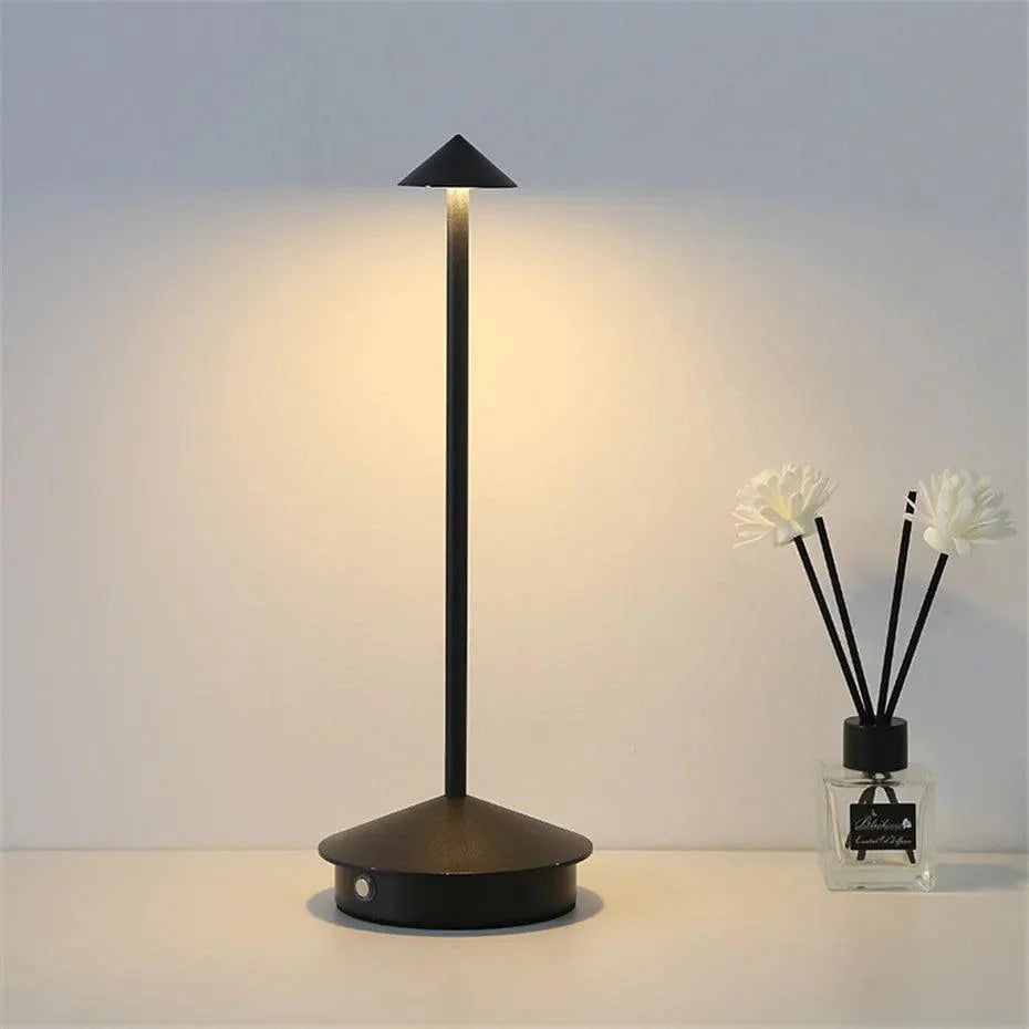 Clair Skon | Lampe de table sans fil – design épuré – rechargeable