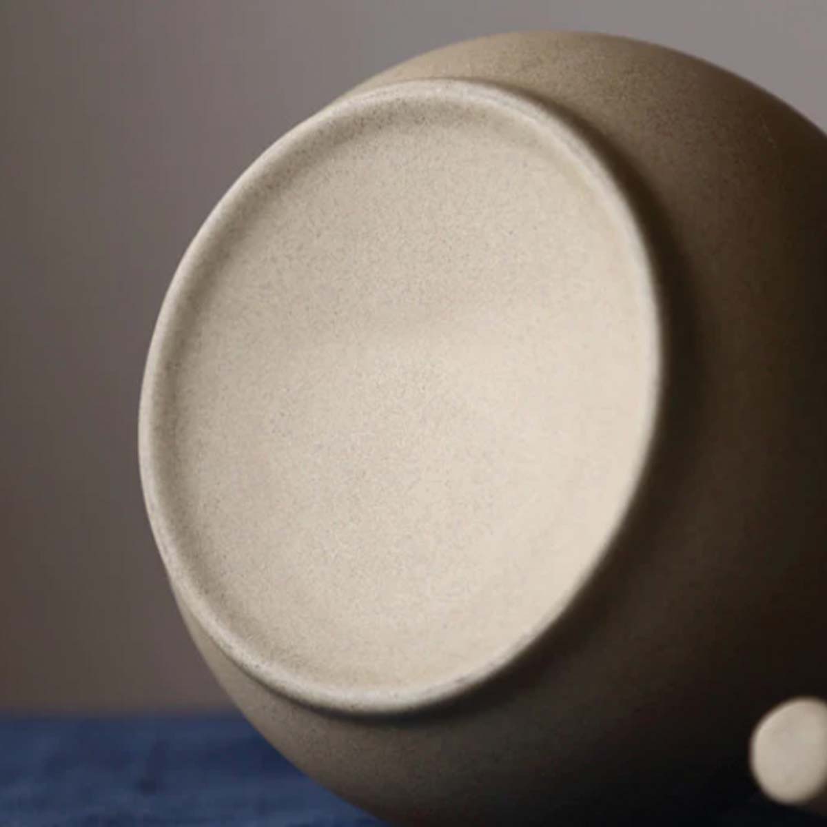 Noreil | Pichet en céramique – glaçure mate – design moderne