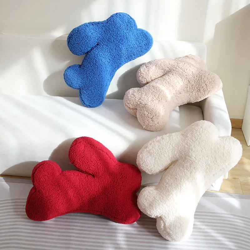 Coussin en peluche bouclé en forme de lapin