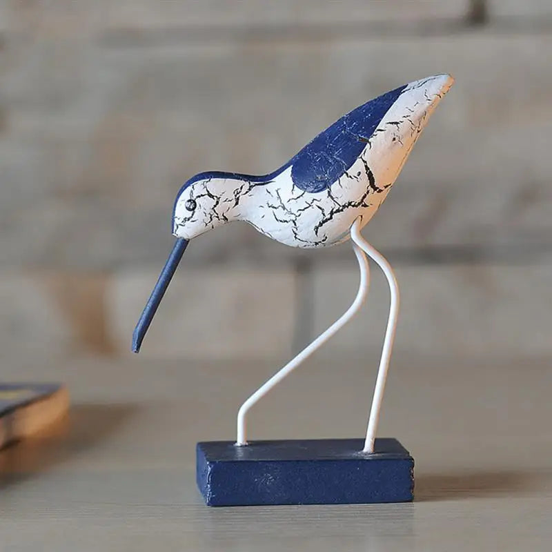 Figurines d'oiseaux marins méditerranéens