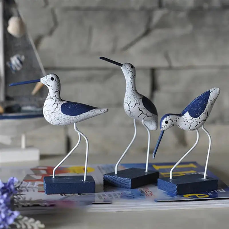 Figurines d'oiseaux marins méditerranéens