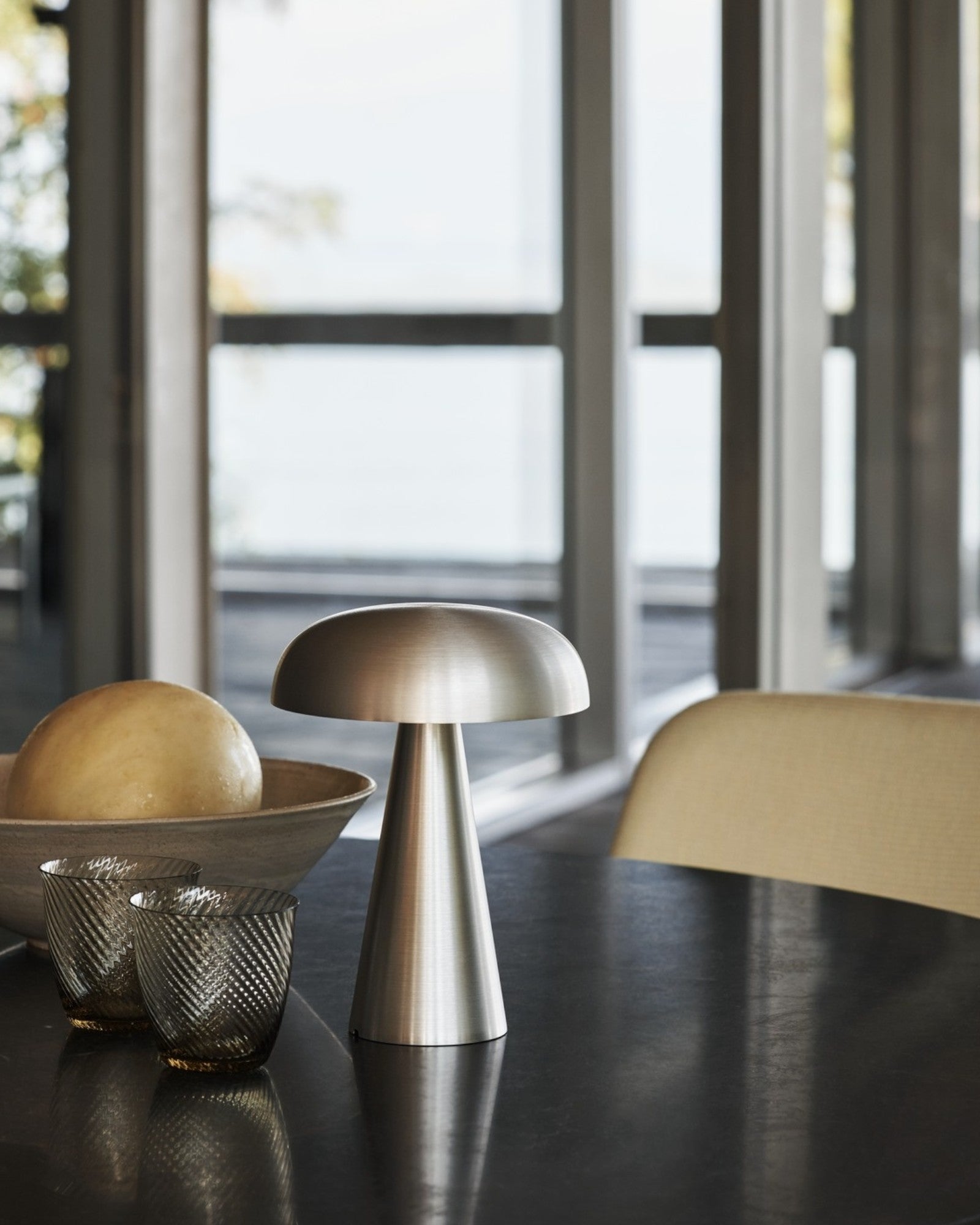 Linige | Lampe de table rechargeable – 1800 mAh – 3 niveaux de luminosité
