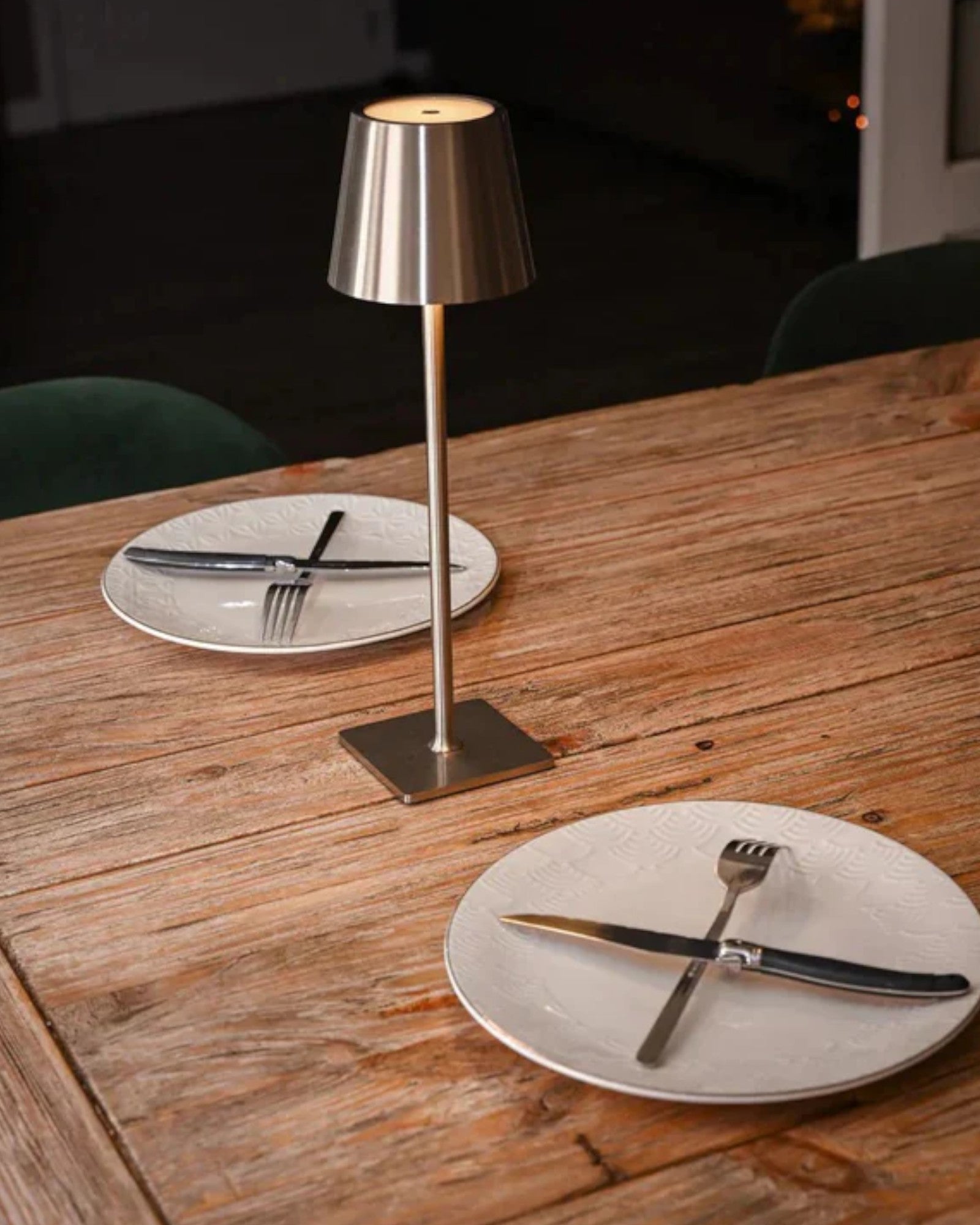 Soleil Storm | Lampe de table LED – Toucher 3 couleurs – Design moderne – Recharge USB