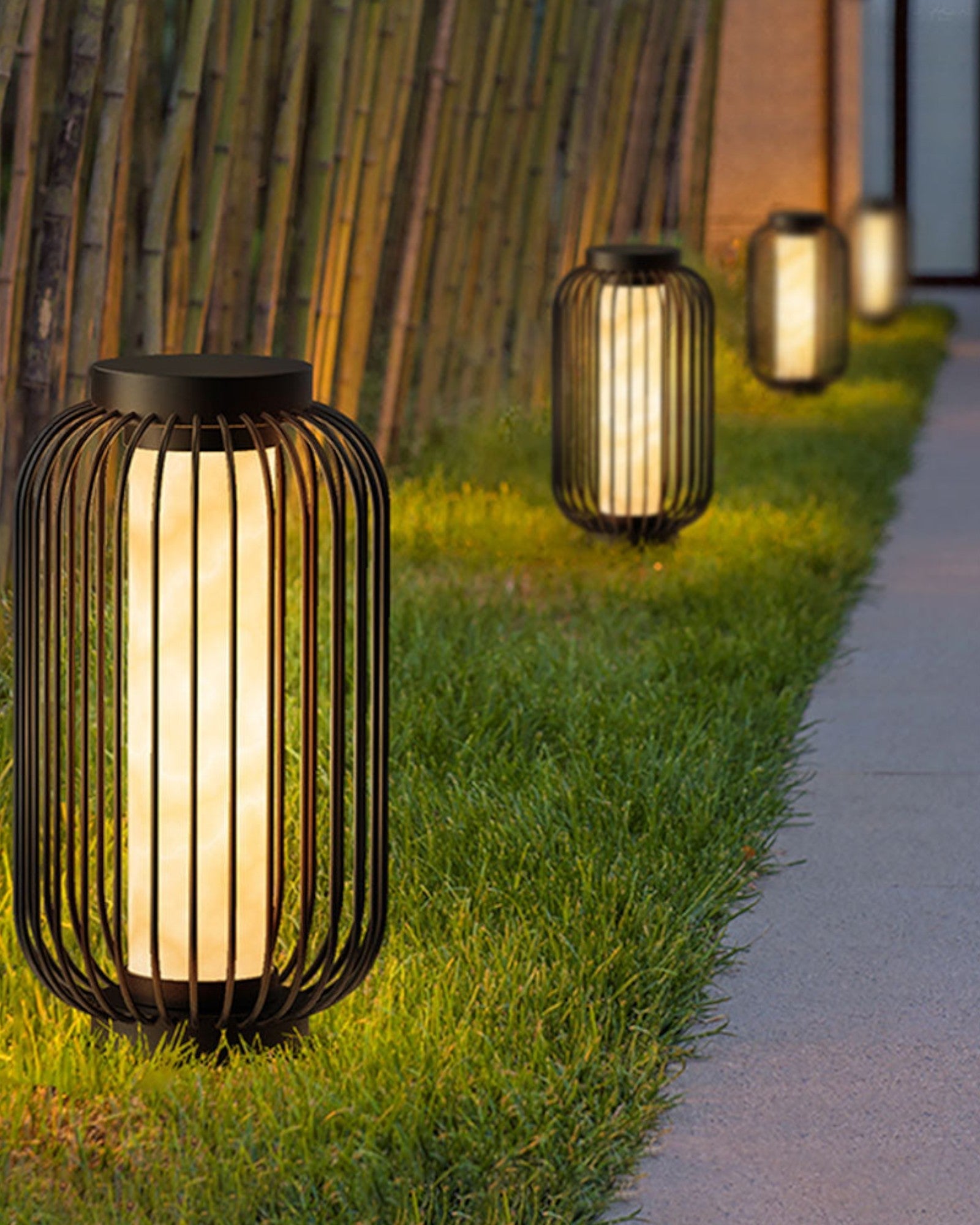 Kuskog | Lampe d'extérieur en métal brun – lumière blanche chaude – IP65---Nordik Luxe | Lampe d'extérieur – Élégance scandinave – Résistante IP65