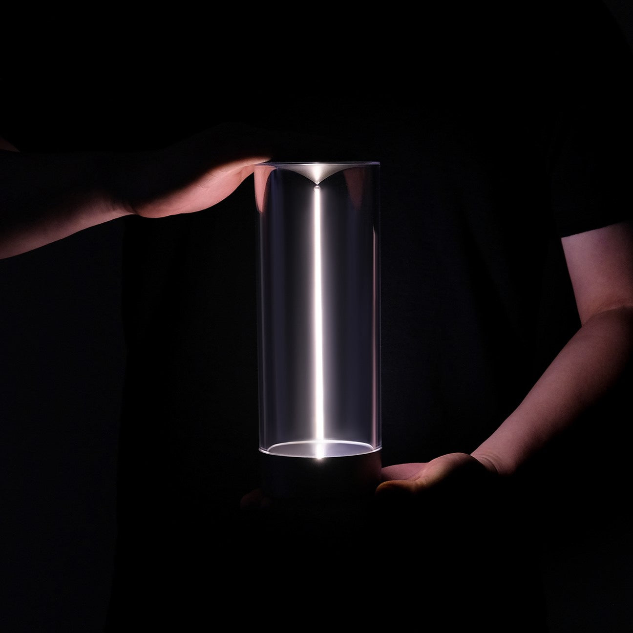 Chinge | Cylindre lumineux magnétique – ambiance élégante – design scandinave