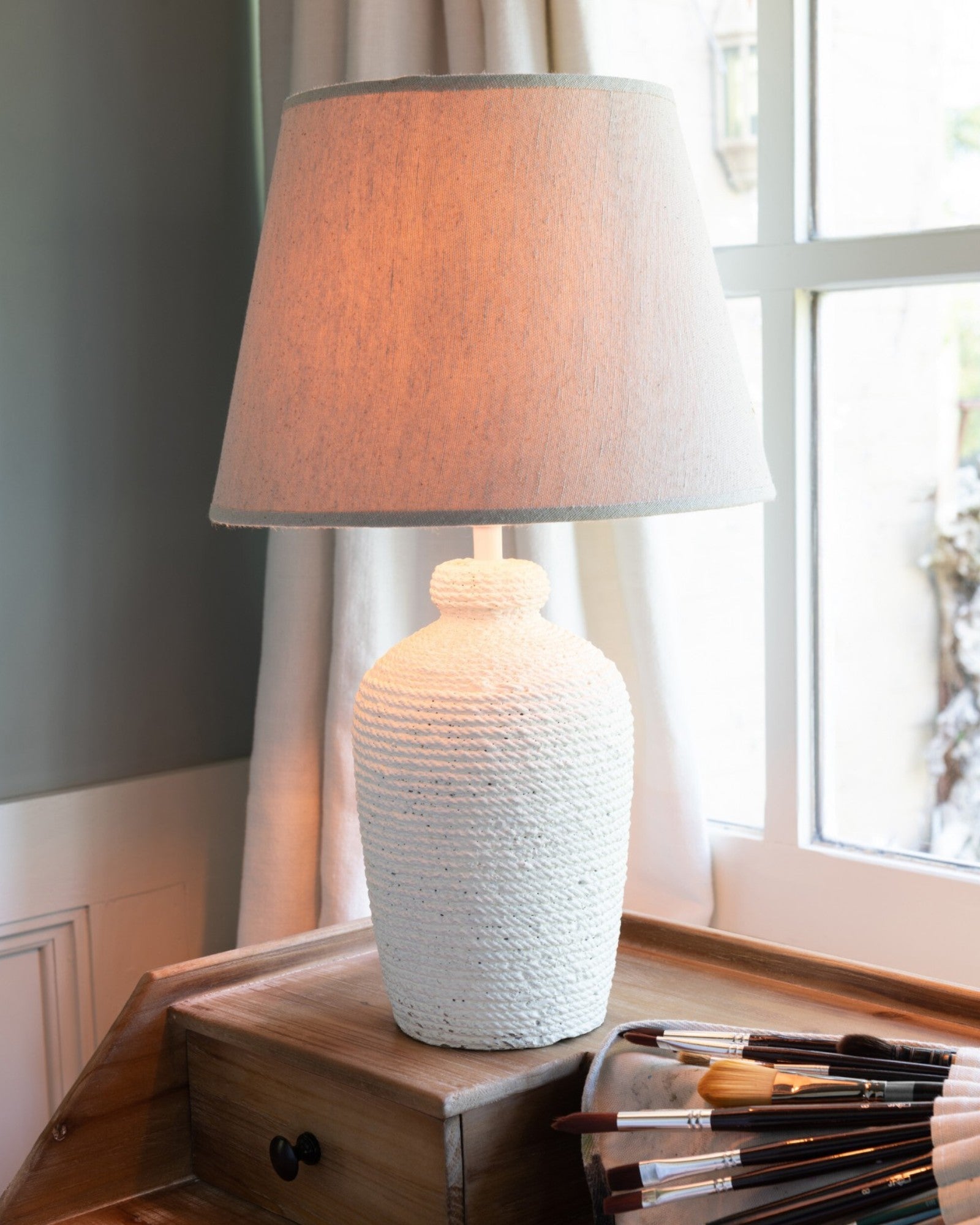 Éclerg | Lampe Esmee – Ciment et Textile – Élégante et polyvalente