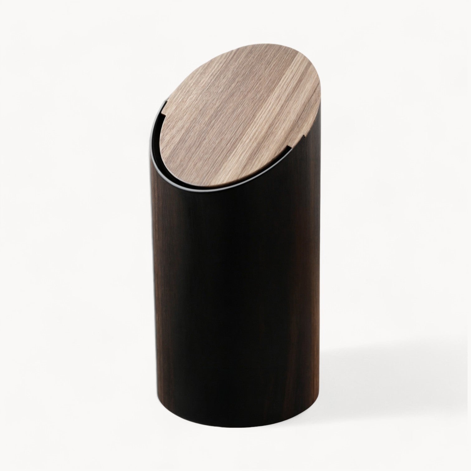 Hemhav | Poubelle en érable – design incliné – chic et pratique
