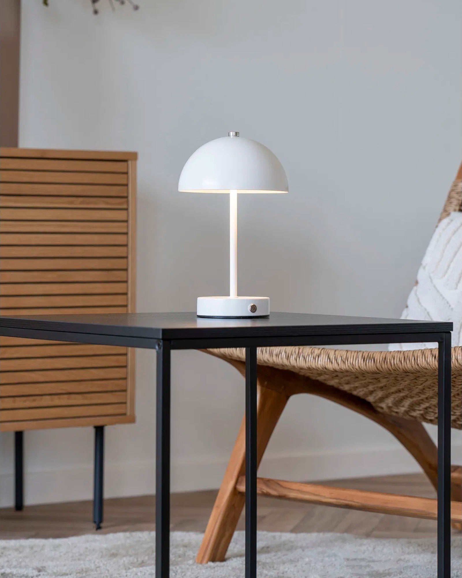 Pur Ljus | Lampe de table LED – rechargeable – design scandinave