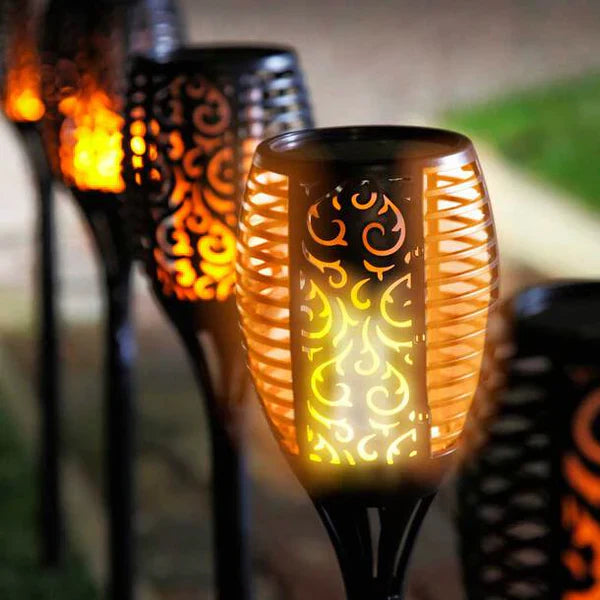 Calme Vinter | Torches solaires LED – Étanchéité IP65 – Écologique et automatique