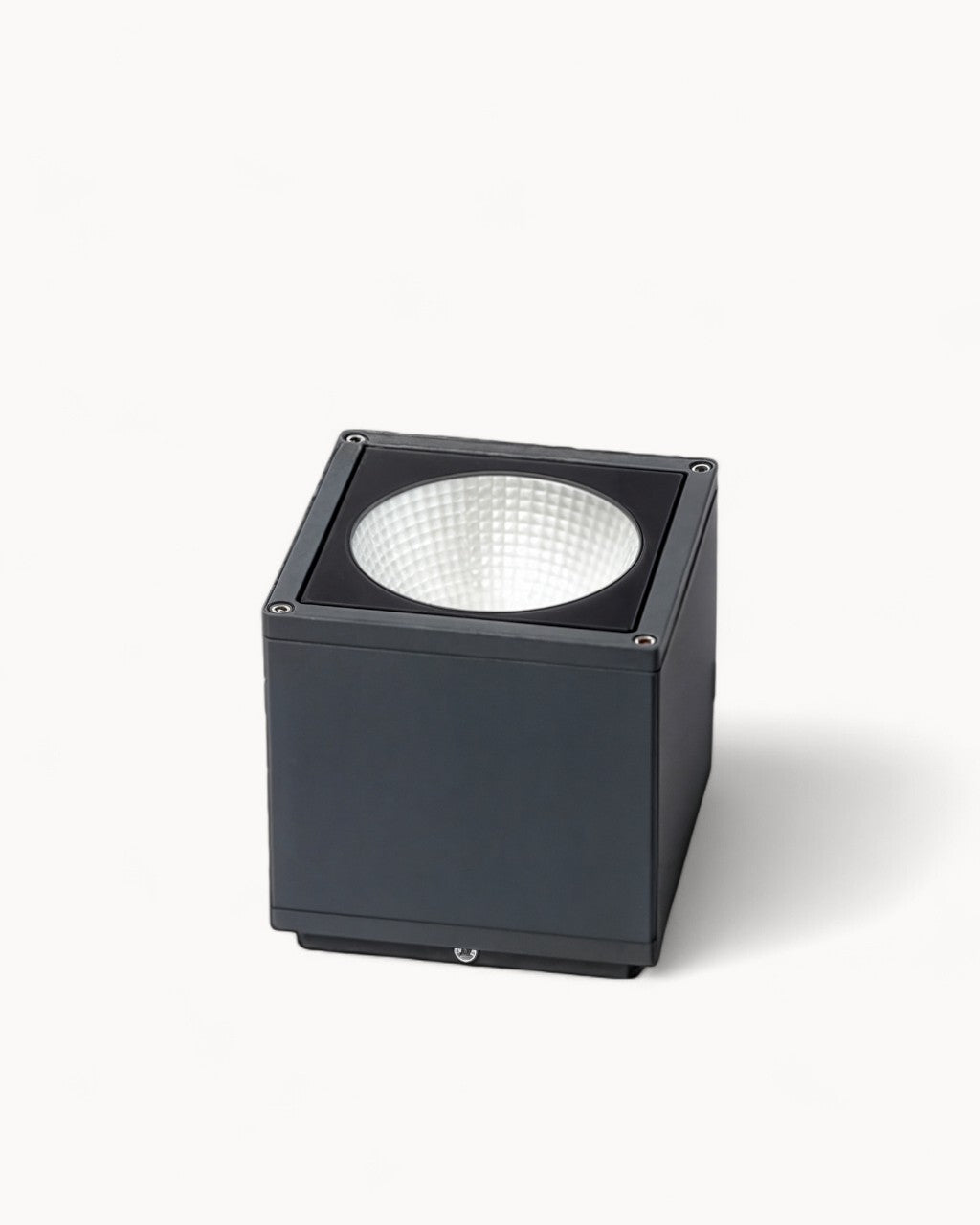 Calkog | Design moderne - Métal noir - Intérieur/Extérieur - Pour salon et chambre - IP65---Nordik Lumi | Plafonnier élégant - Design scandinave - Résistant IP65