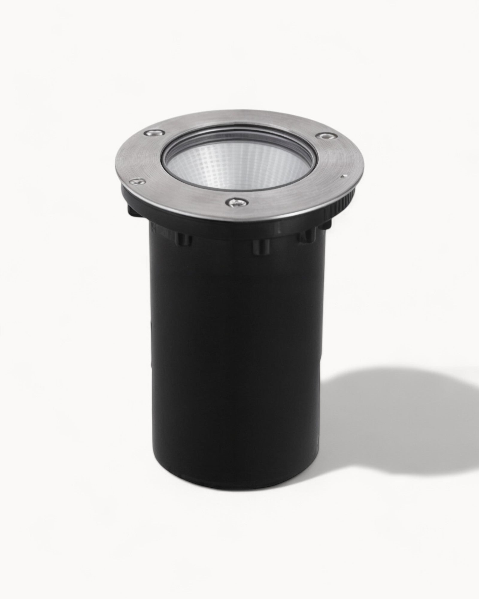 Fjoair | Lampe extérieure ronde moderne - Métal noir - IP65 - Lumière blanche froide pour hall et escalier---LumièreNord | Lampe extérieure élégante | Design scandinave chic