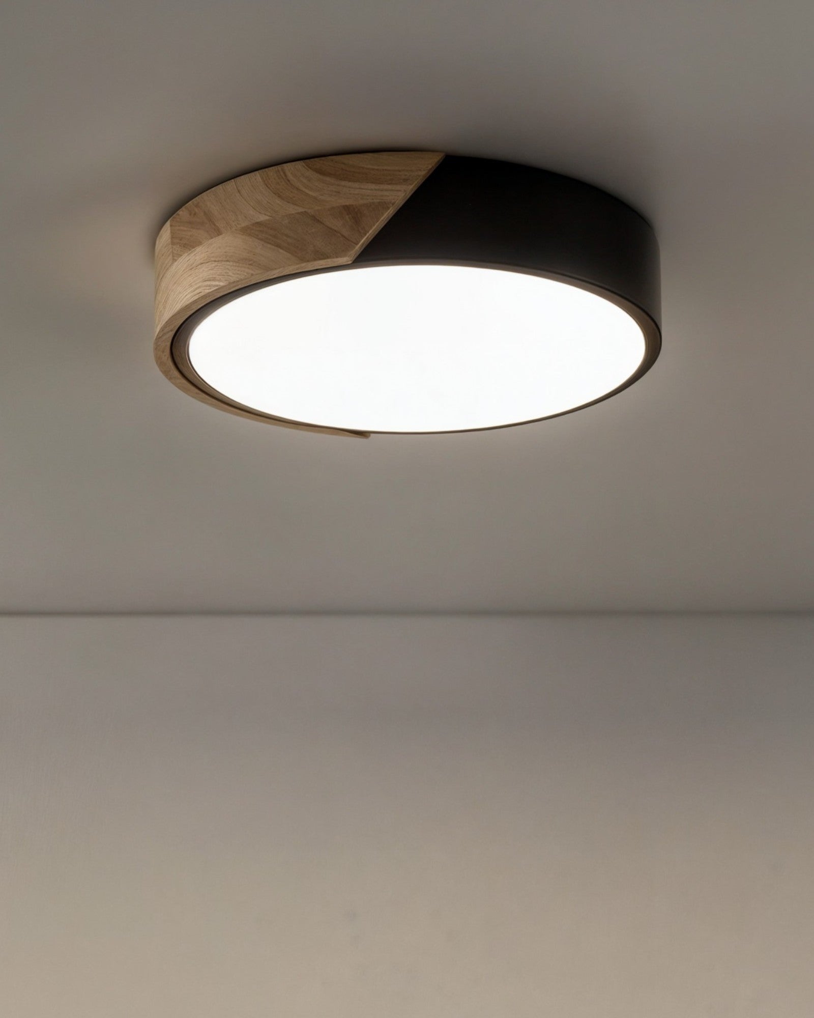 Neige Nord | Lampe de plafond LED – Bois et fer – CCT réglable
