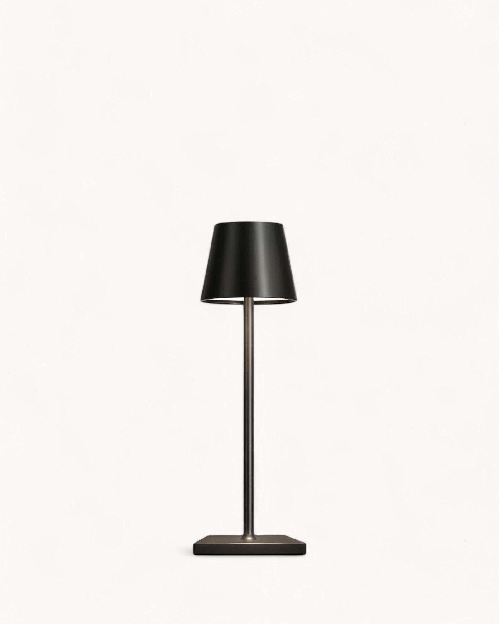 Soleil Storm | Lampe de table LED – Toucher 3 couleurs – Design moderne – Recharge USB