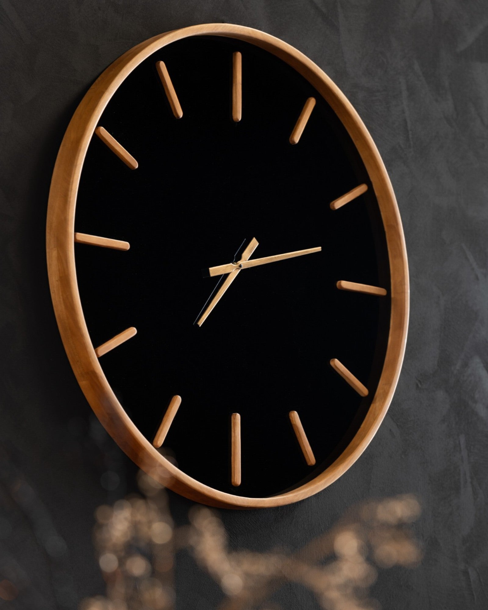 Vent Skog | Horloge murale en bois et verre – Élégance intemporelle – Ø 60 cm