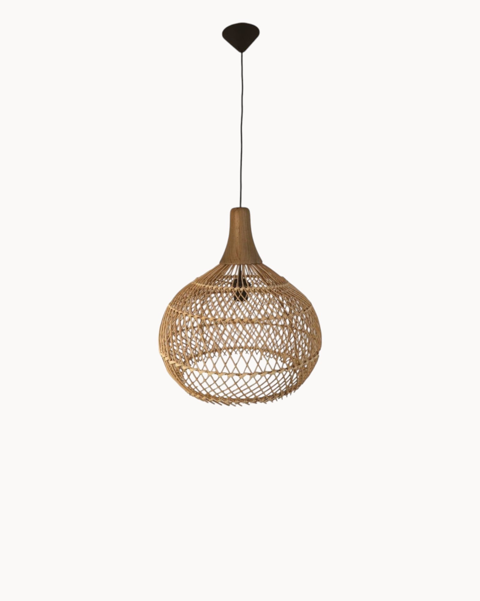 Lumi Sol | Lampe suspendue en rattan – design scandinave – ambiance chaleureuse