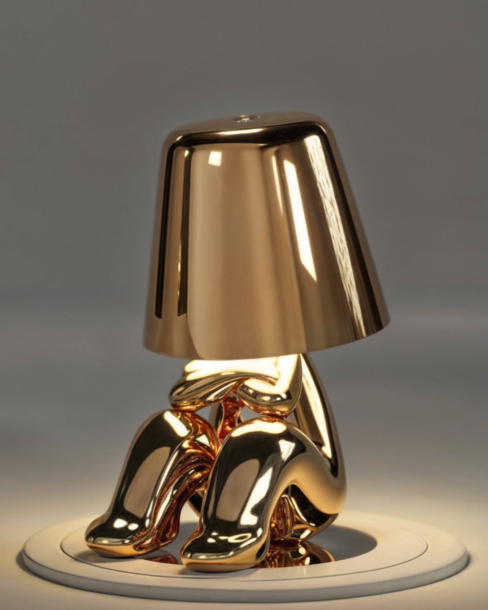 Tidpur | Lampe de table USB rechargeable – dorée – dimmable