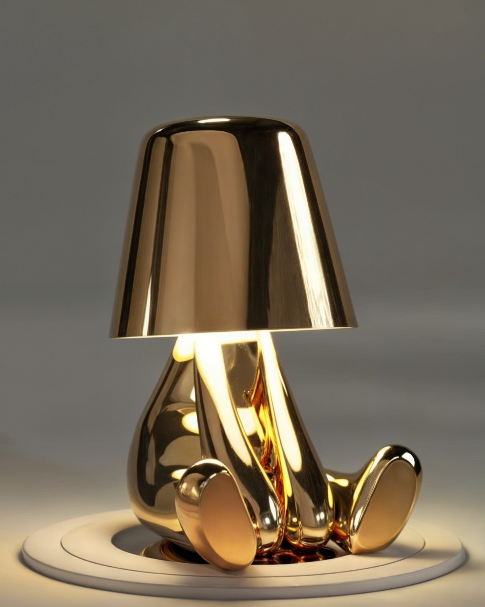 Tidpur | Lampe de table USB rechargeable – dorée – dimmable