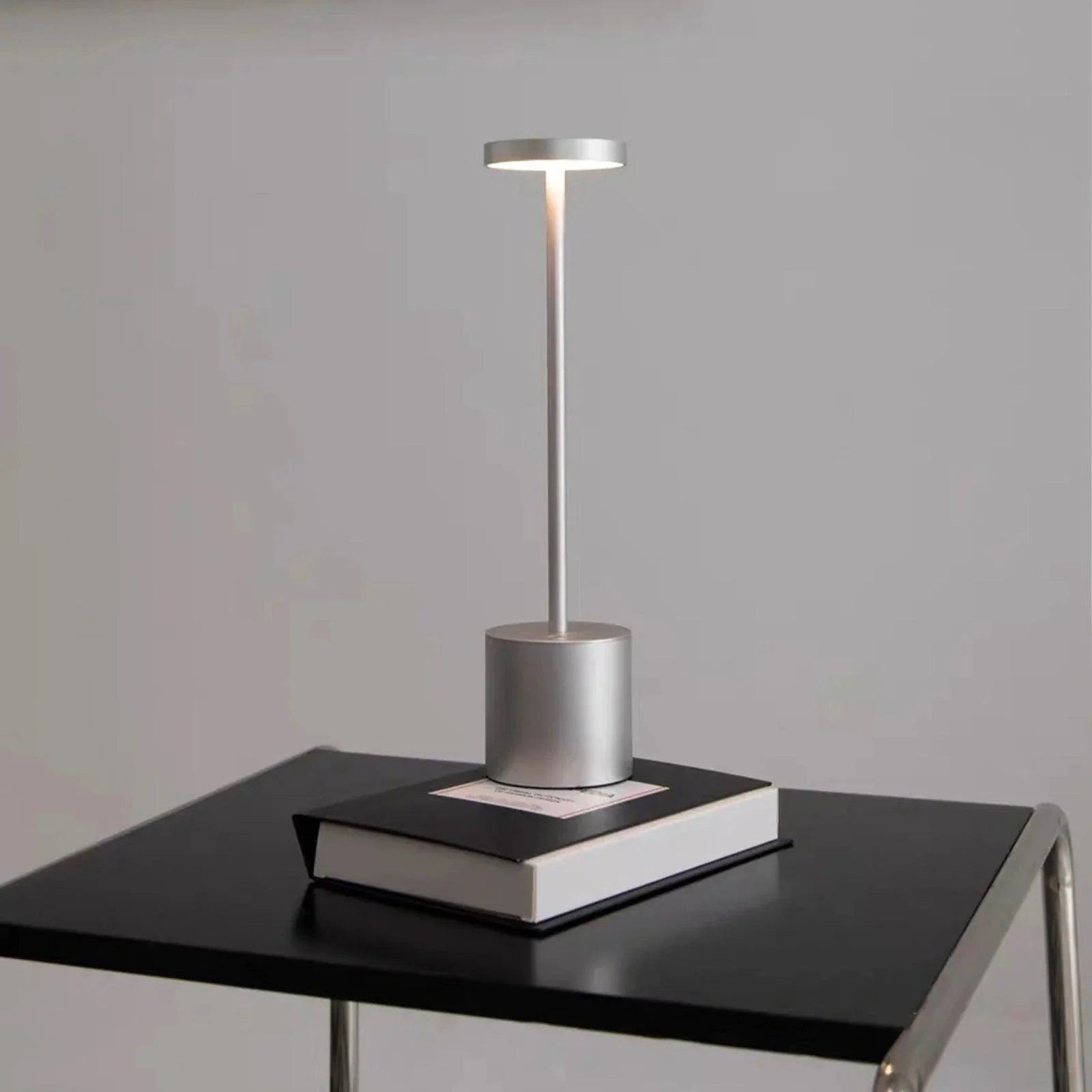 Lysblå | Lampe de table sans fil – rechargeable USB – design élégant