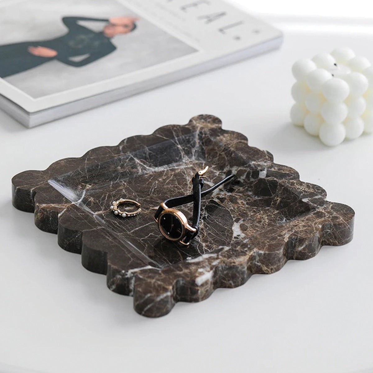 Calme Varme | Plateau en marbre – design ondulé – luxe intemporel