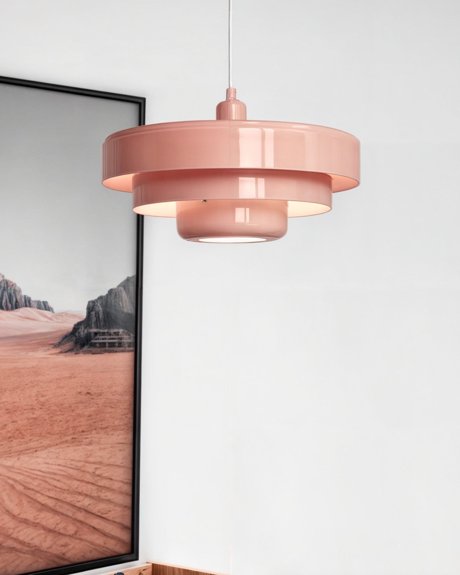 Venige | Suspension Mid-Century – Finition noir-or – Élégance intemporelle