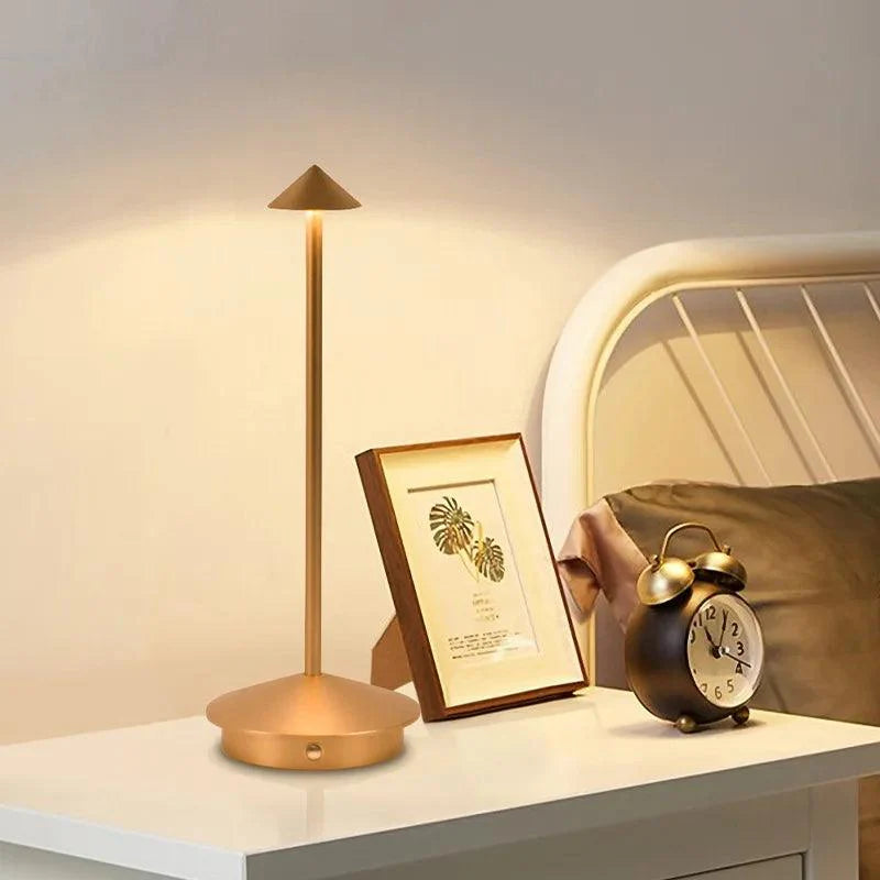 Clair Skon | Lampe de table sans fil – design épuré – rechargeable